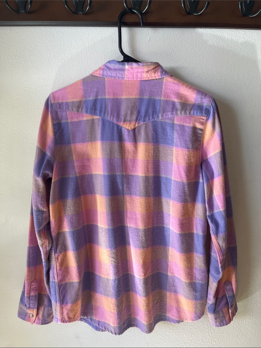 ⚡️SOLD⚡️ Spell Wyatt Flannel Shirt - Pastel sz L - Picture 7 of 10